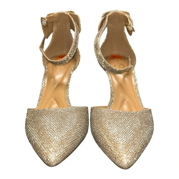 Jessica Simpson Whispie Pump heels In Gold. Brand new size 9.5 M - Picture 5 of 10